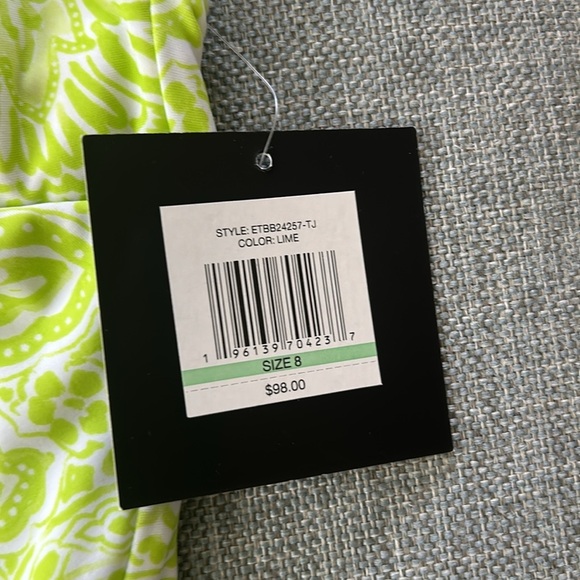 Ellen Tracy Green One Piece Swimsuit  Size 8 - Picture 5 of 10